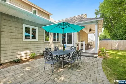 292 Gorden Drive, Paramus, NJ 07652 - Photo 43