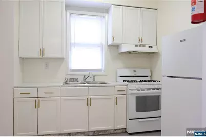 103 Division Avenue 2 #2, Garfield, NJ 07026 - Photo 5