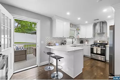 472 Macarthur Avenue 5 #5, Garfield, NJ 07026 - Photo 15