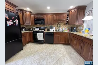 336 6th Street 1 #1, Saddle Brook Township, NJ 07663 - Photo 3