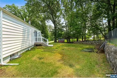 76 Dawn Avenue, Haledon, NJ 07508 - Photo 41