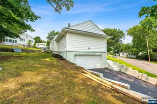 76 Dawn Ave, Haledon, NJ 07508 - Photo 7