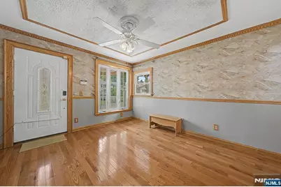 92 Blauvelt Avenue, Bergenfield, NJ 07621 - Photo 7