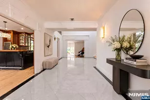 3 Bridle Way, Fort Lee, NJ 07024 - Photo 9