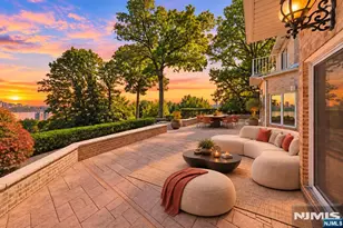 3 Bridle Way, Fort Lee, NJ 07024 - Photo 9