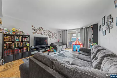2000 Linwood Avenue 10R #10R, Fort Lee, NJ 07024 - Photo 7