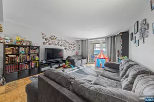 2000 Linwood Ave 10R, Fort Lee, NJ 07024 - Photo 7