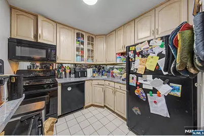 2000 Linwood Avenue 10R #10R, Fort Lee, NJ 07024 - Photo 11