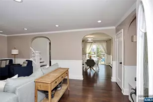 369 Sussex Rd, Wood Ridge, NJ 07075 - Photo 5