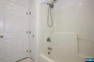 90 Elm St, Allendale, NJ 07401 - Photo 19