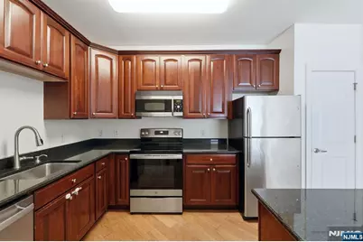 20 Ave At Port Imperial 323 #323, West New York, NJ 07093 - Photo 5