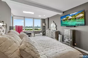 916 Hudson Park, Edgewater, NJ 07020 - Photo 19