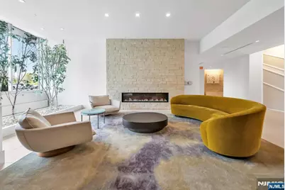 916 Hudson Park, Edgewater, NJ 07020 - Photo 31