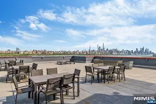 916 Hudson Park, Edgewater, NJ 07020 - Photo 39