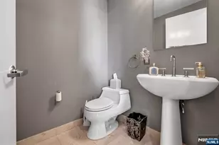 916 Hudson Park, Edgewater, NJ 07020 - Photo 29