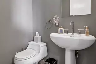 916 Hudson Park, Edgewater, NJ 07020 - Photo 27