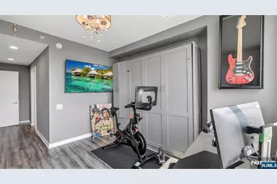 916 Hudson Park, Edgewater, NJ 07020 - Photo 25