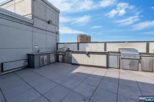 916 Hudson Park, Edgewater, NJ 07020 - Photo 37