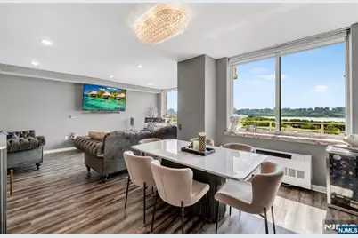 916 Hudson Park, Edgewater, NJ 07020 - Photo 9