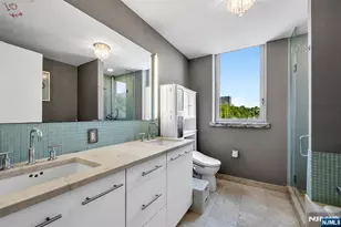916 Hudson Park, Edgewater, NJ 07020 - Photo 21