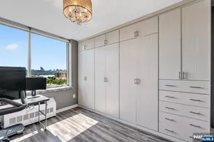 916 Hudson Park, Edgewater, NJ 07020 - Photo 25