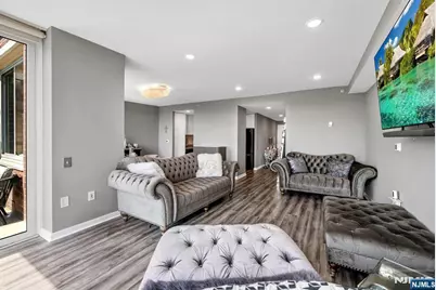 916 Hudson Park, Edgewater, NJ 07020 - Photo 5