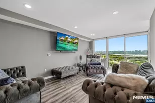 916 Hudson Park, Edgewater, NJ 07020 - Photo 5