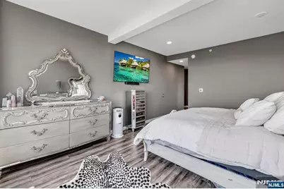 916 Hudson Park, Edgewater, NJ 07020 - Photo 19