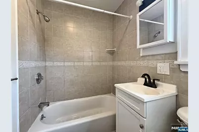 111 Grand Avenue, Ridgefield Park, NJ 07660 - Photo 17