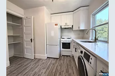 111 Grand Avenue, Ridgefield Park, NJ 07660 - Photo 5