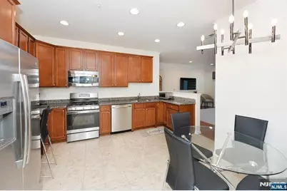 2107 Warrens Way 107 #107, Wanaque, NJ 07465 - Photo 7