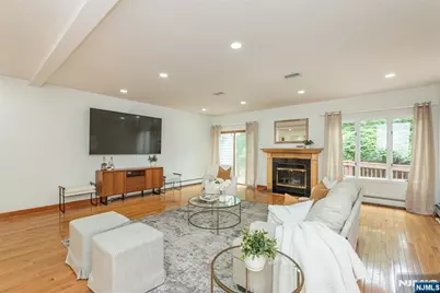 19 Matthew Road 19 #19, Wayne, NJ 07470 - Photo 5