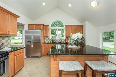 19 Matthew Road 19 #19, Wayne, NJ 07470 - Photo 9
