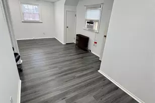 104 Palsa Ave, Elmwood Park, NJ 07407 - Photo 9