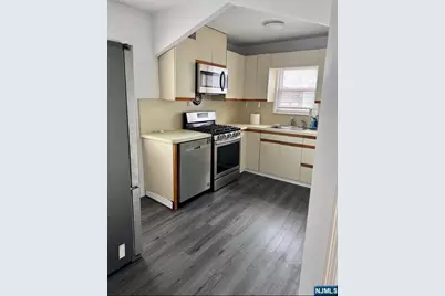 104 Palsa Avenue, Elmwood Park, NJ 07407 - Photo 7