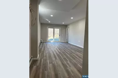48 Lynn Court, Bogota, NJ 07603 - Photo 3