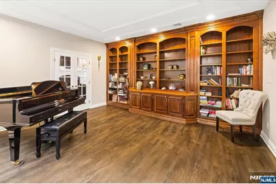 14 Sunflower Drive, Upper Saddle River, NJ 07458 - Photo 17
