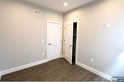 59 Locust Avenue 1R #1R, Wallington, NJ 07057 - Photo 9