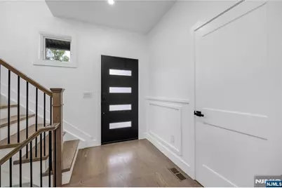 191 Washington Place, Teaneck Township, NJ 07666 - Photo 17