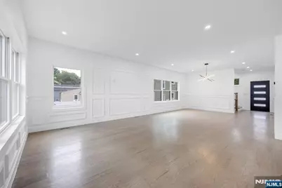191 Washington Place, Teaneck Township, NJ 07666 - Photo 21