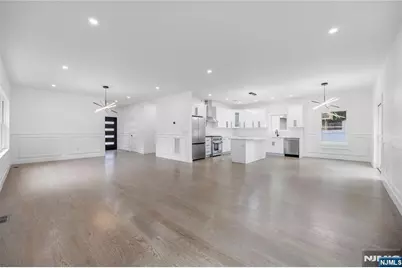 191 Washington Place, Teaneck Township, NJ 07666 - Photo 19