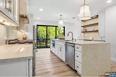 836 Hemlock Court T165 #T165, Norwood, NJ 07648 - Photo 9
