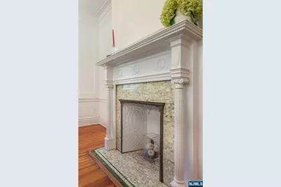 11 Mountain Avenue, Montclair, NJ 07042 - Photo 27