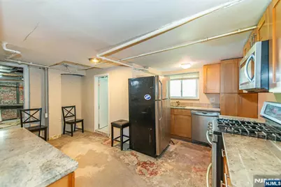 11 Mountain Avenue, Montclair, NJ 07042 - Photo 41
