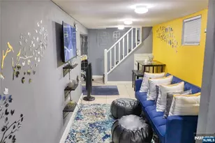 9 Emerson Pl, Newark, NJ 07114 - Photo 15