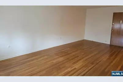 565 Grove Street A-5 #A-5, Clifton, NJ 07013 - Photo 5