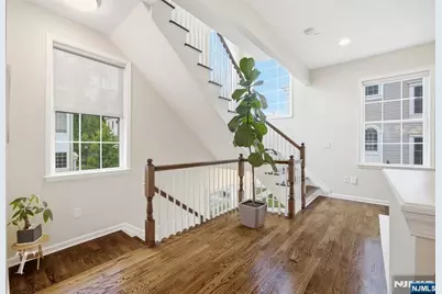 141 Roosevelt Drive, Wood Ridge, NJ 07075 - Photo 17