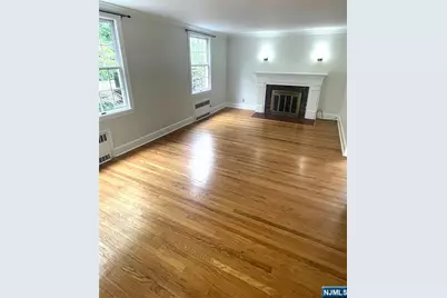 114 Sunset Lane, Tenafly, NJ 07670 - Photo 5