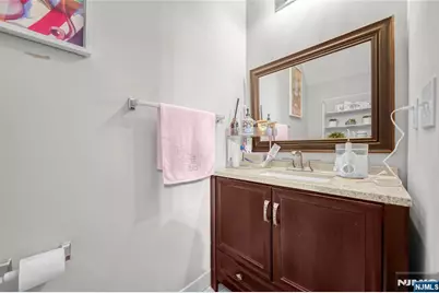 39 Birch Street, Ridgefield Park, NJ 07660 - Photo 5