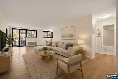 235 Prospect Avenue 2B #2B, Hackensack, NJ 07601 - Photo 5